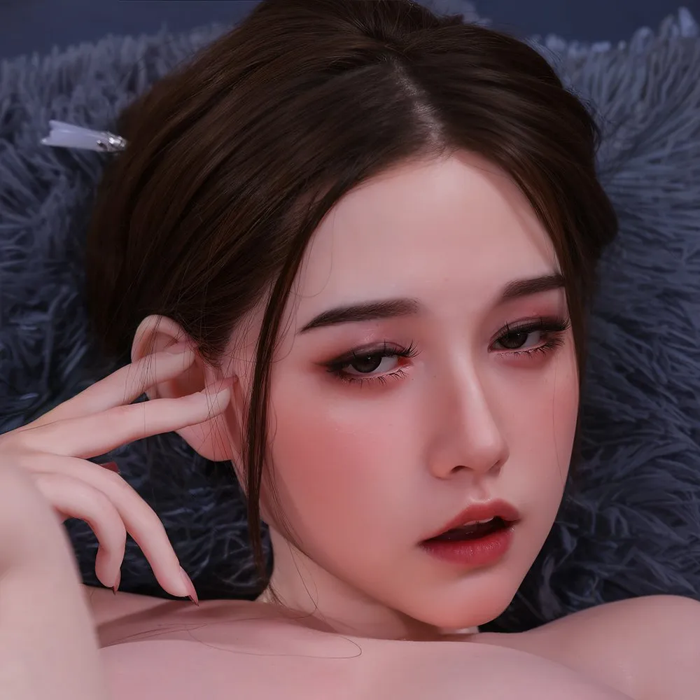 G023 Naomi 168cm Ultra-Realistic Silicone Doll | Luxury Companion - Image 4